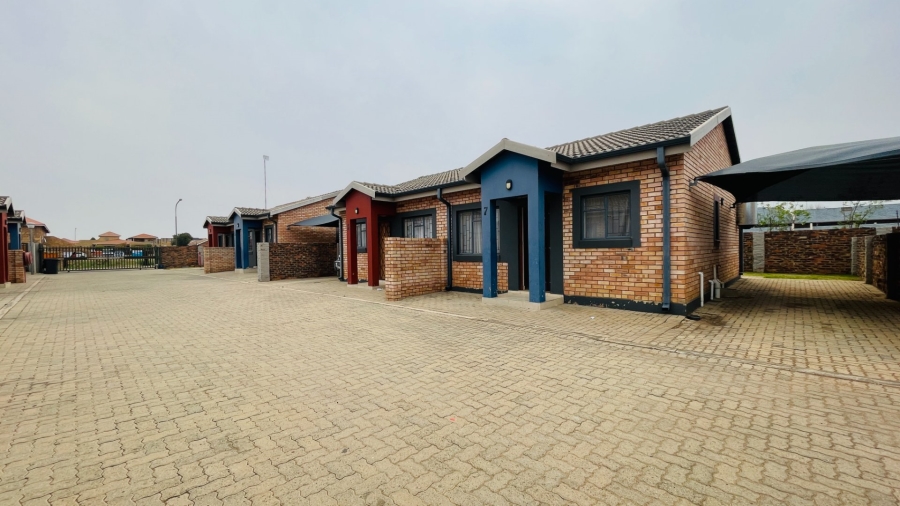 2 Bedroom Property for Sale in Dassie Rand North West